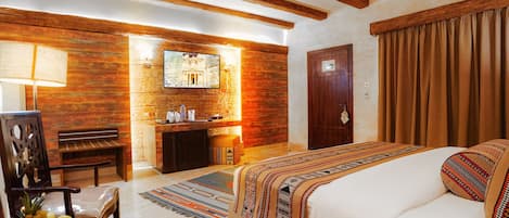 標準雙人房 | 免費迷你吧、客房內保險箱、書桌、遮光布/窗簾