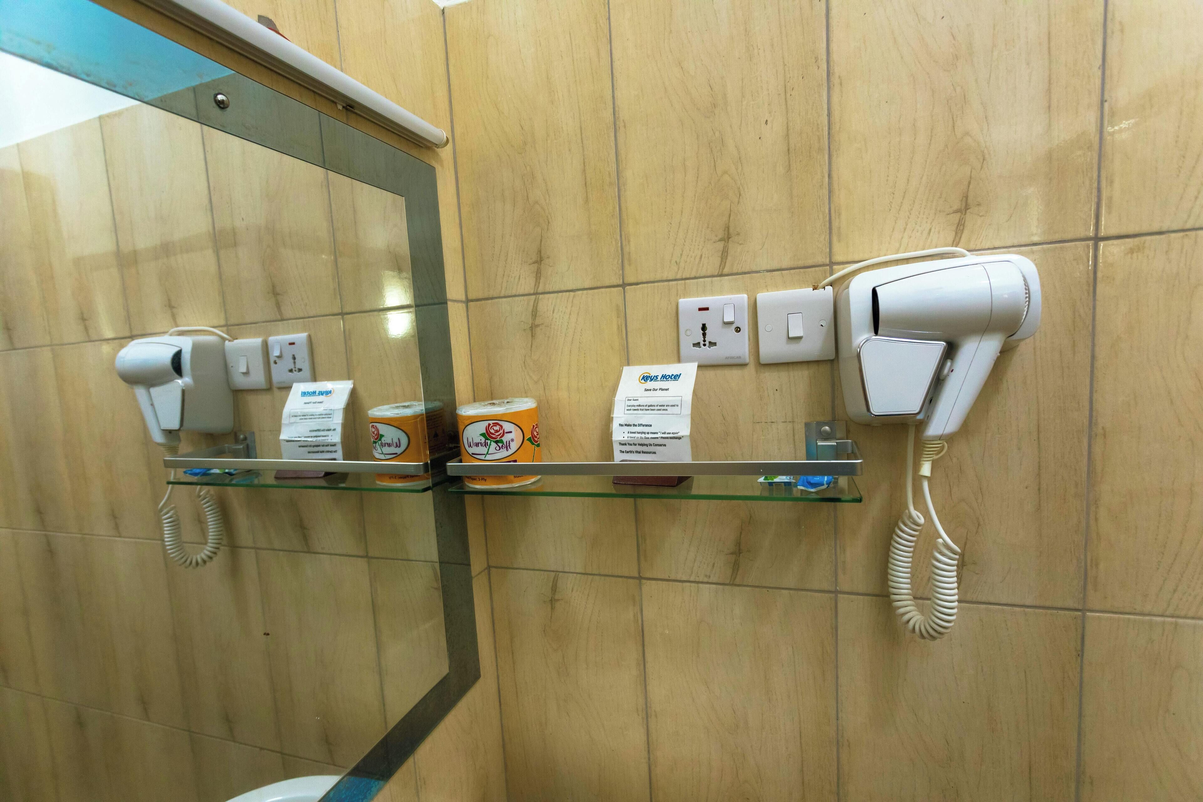 premium room | bathroom shower