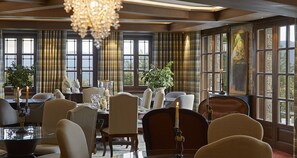 Free daily buffet breakfast - MounTrace Suites & Spa (Zagori)
