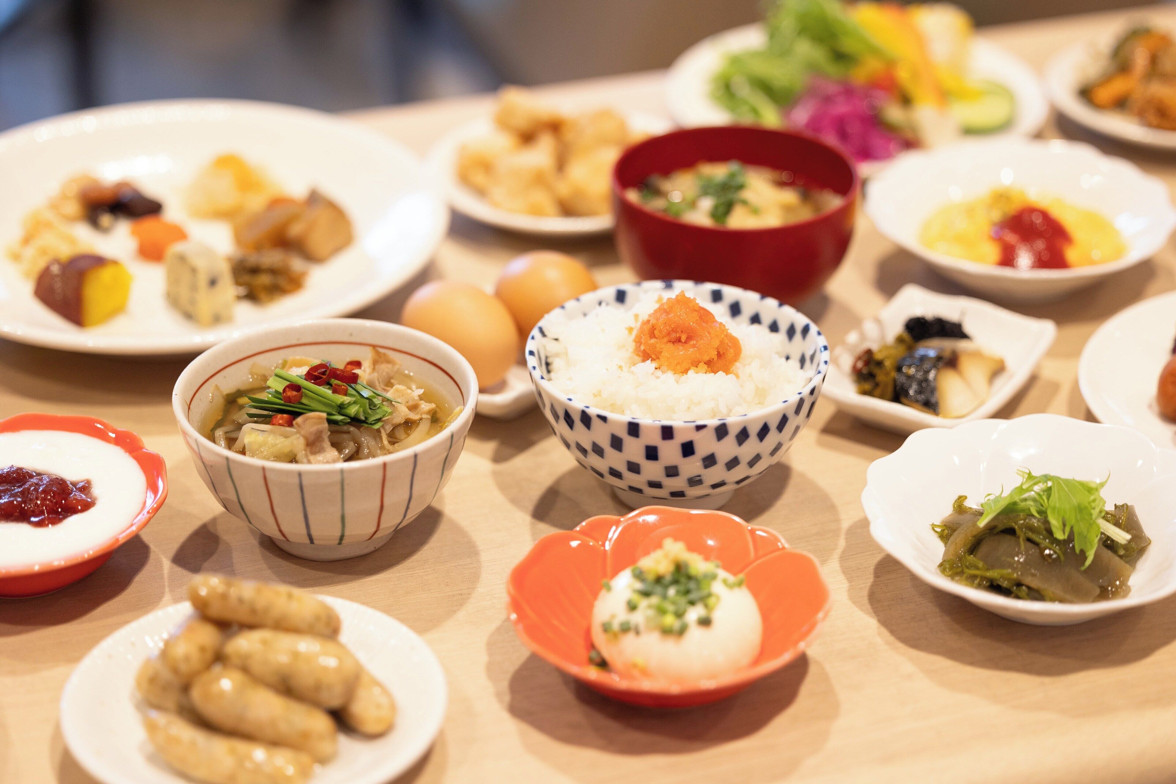 daily buffet breakfast (jpy 1600 per person)