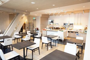 Daily buffet breakfast for a fee - SHIZUTETSU HOTEL PREZIO Hakata-Ekimae (Fukuoka)