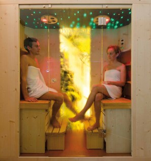 Deep-tissue massages, sports massages, reflexology, 1 treatment room - Hotel Landgasthof Gilsbach (Winterberg)