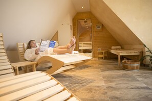 Massages des tissus profonds, massages sportifs, soins de réflexologie