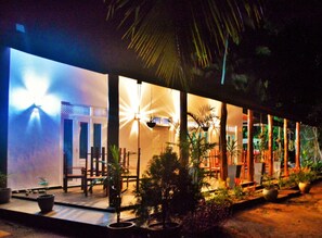 Área de parrillas y picnic