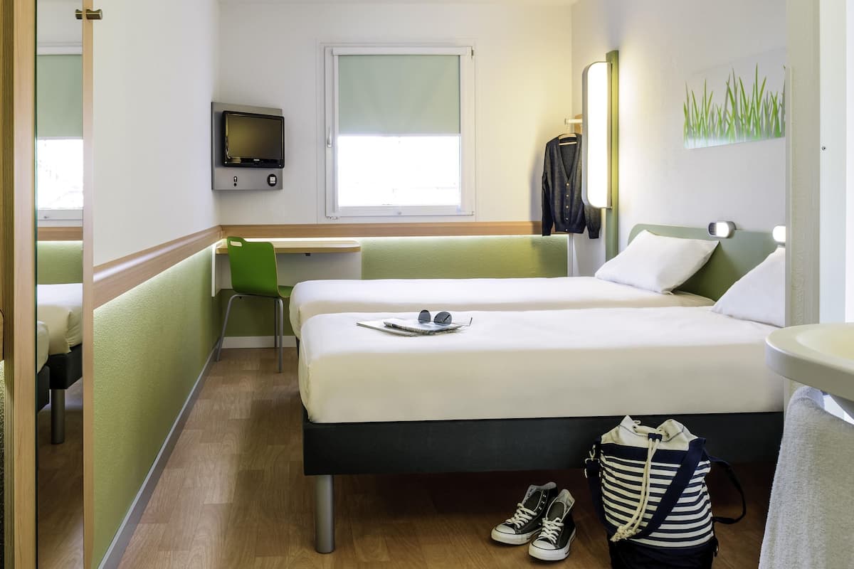 Standardzimmer, 1 Doppelbett | Schallisolierte Zimmer, kostenloses WLAN, Bettwäsche