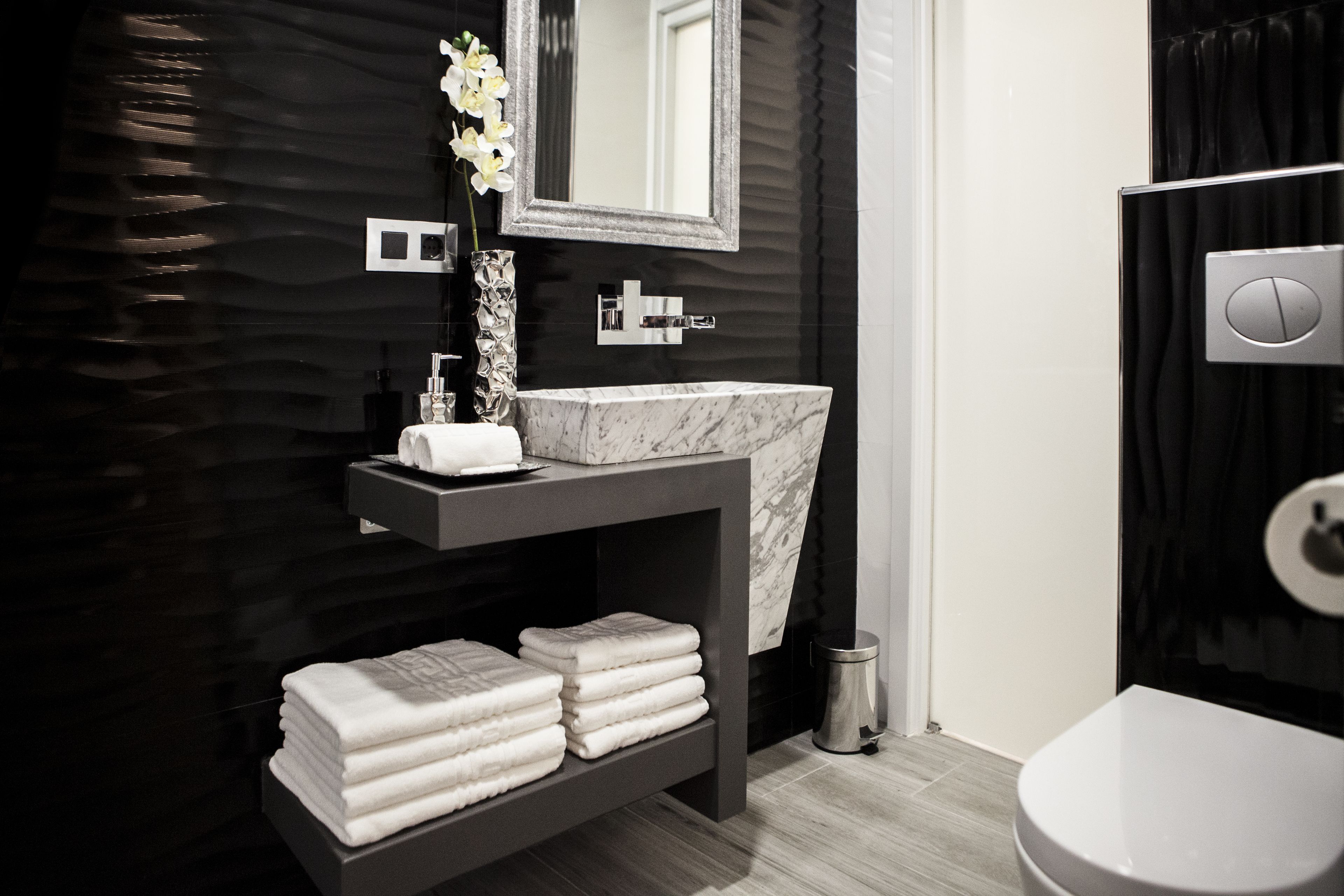 executive suite, 1 bedroom, hot tub (suite gran reserva) | bathroom | designer toiletries, hair dryer, heated floors, towels