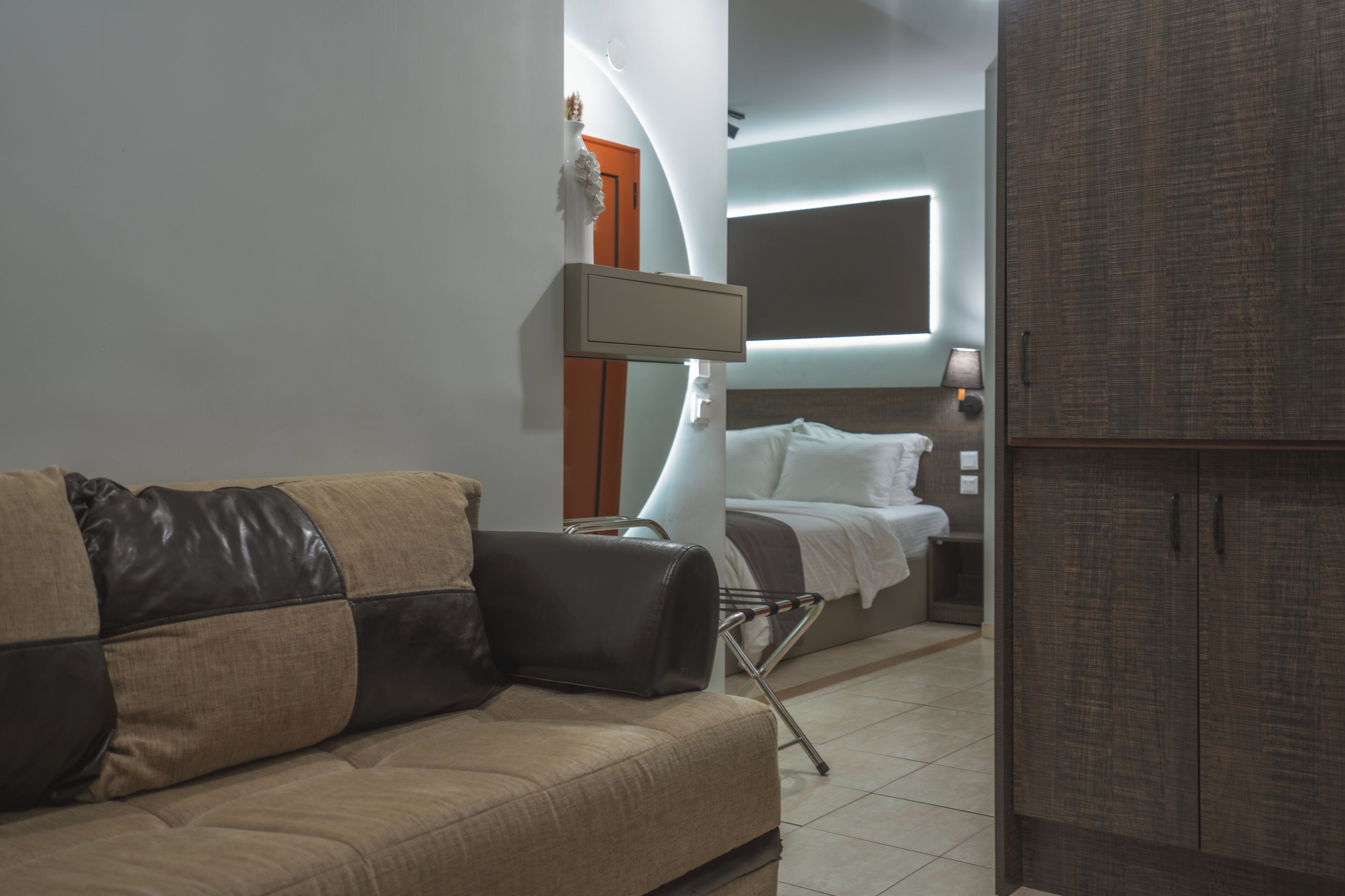 Standardrum - eldstad | Ljudisolering, gratis barnsängar, gratis wi-fi och sängkläder