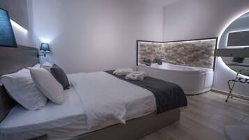 Deluxe Suite | Soundproofing, free cribs/infant beds, free WiFi, bed sheets