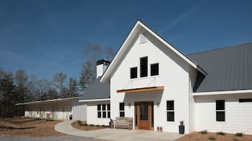 Majoituspaikan julkisivu