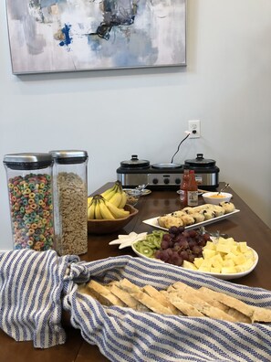 Free daily continental breakfast