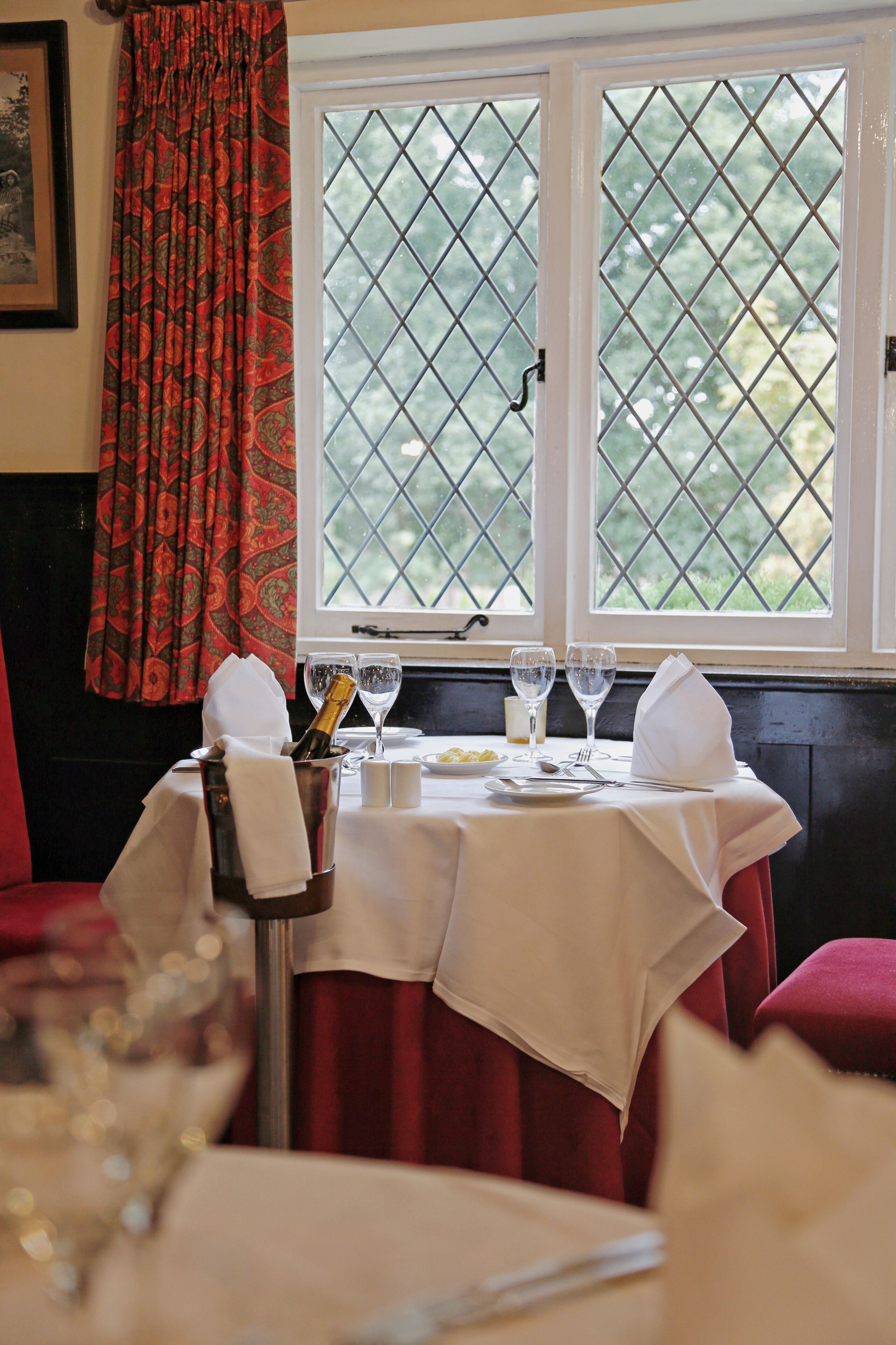 lunch and dinner served, british cuisine