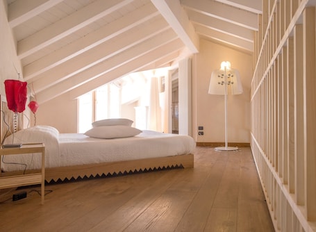 1 habitación, ropa de cama de alta calidad, minibar y escritorio