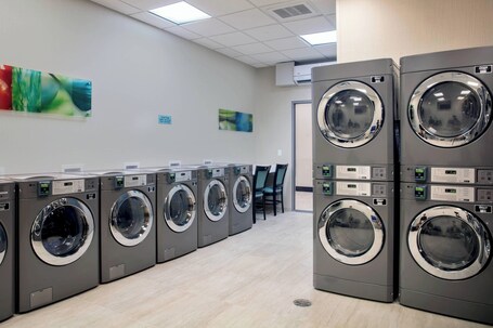 SpringHill Suites by Marriott Orlando Theme Parks Lake Buena Vista - Image 51