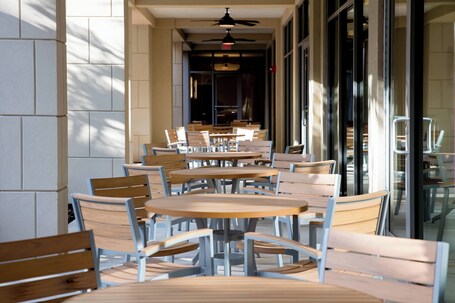 SpringHill Suites by Marriott Orlando Theme Parks Lake Buena Vista - Image 11