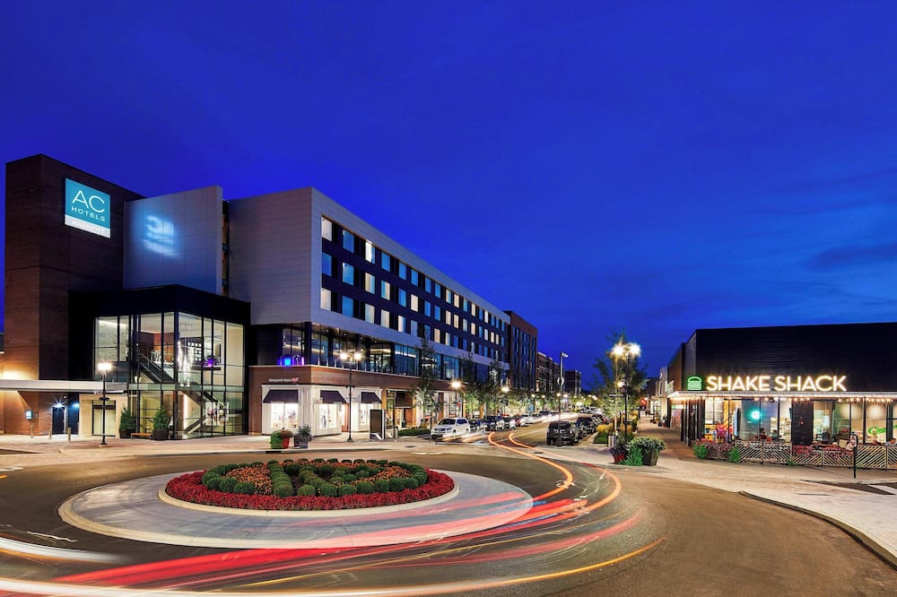 AC Hotel by Marriott Cleveland Beachwood
