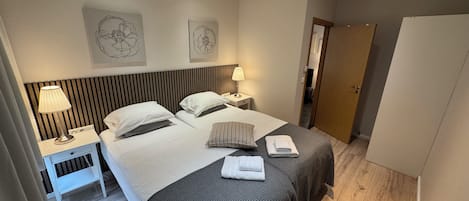 Superior Apartment, 3 Bedrooms, 2 Bathrooms