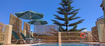 Stratos Villas