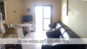 Living area - Hi La Residence Flat (Mongaguá)