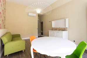 Family Room | Living area | LED TV - B&B Casamia (San Benedetto del Tronto)