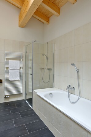 Bathroom - Victoria Alpine Park (Kandersteg)
