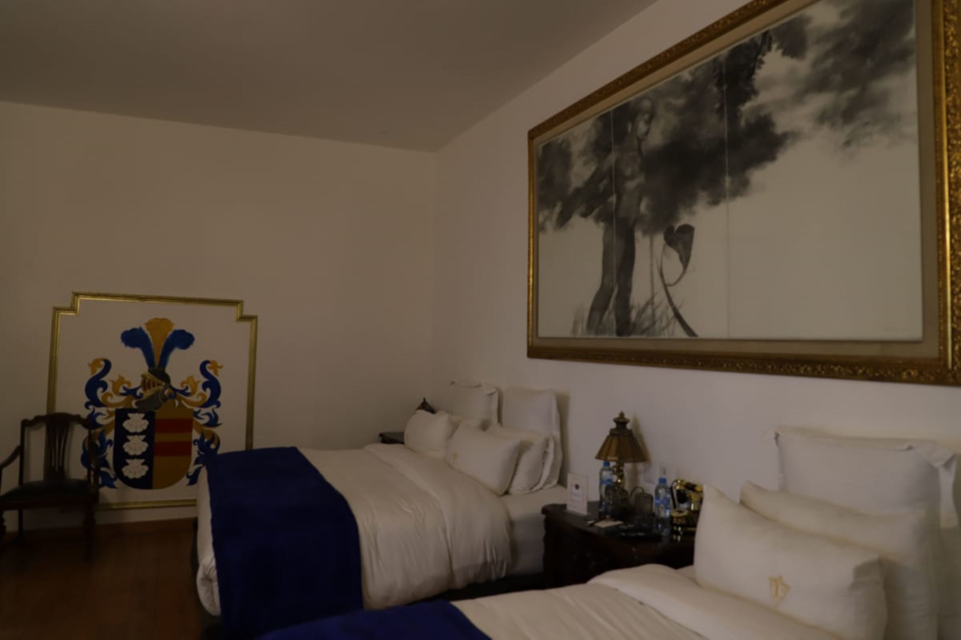 exclusive suite | in-room safe, desk, free wifi