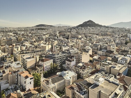 Perianth Hotel - Image 10