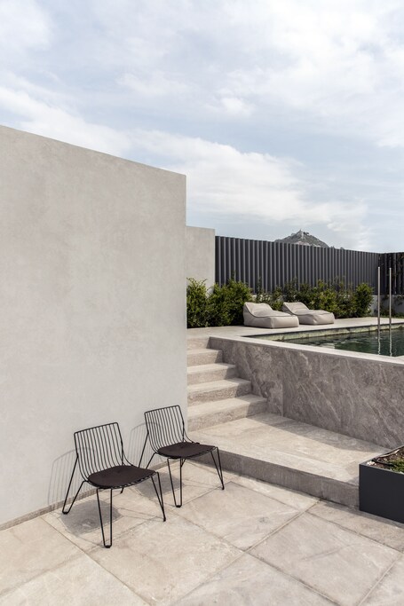 Perianth Hotel - Image 43