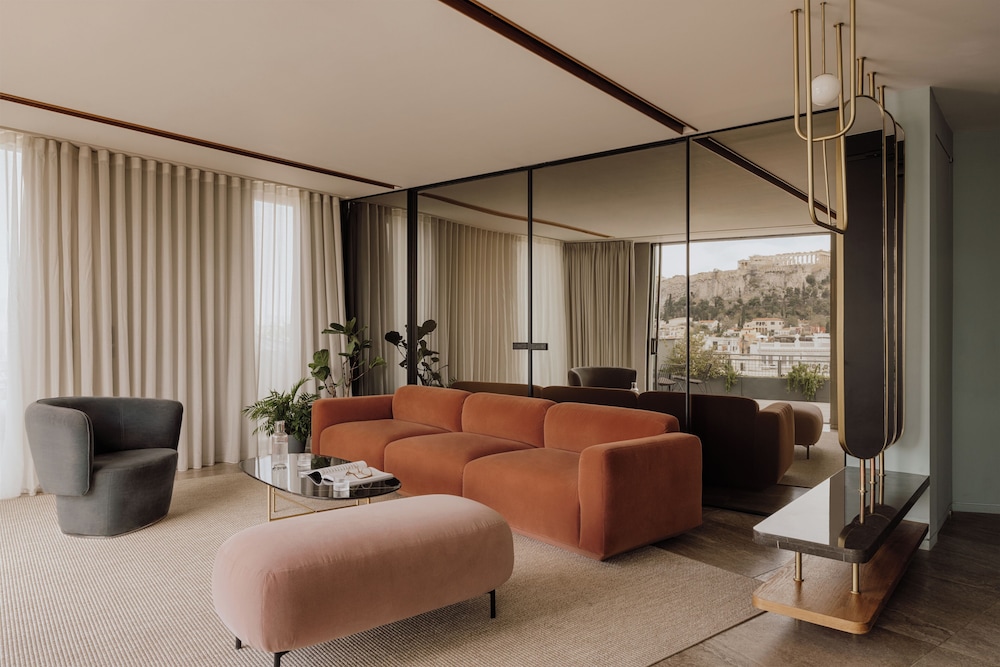 Perianth Hotel by null