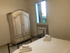 Superior Apartment | 1 bedroom, premium bedding, in-room safe, free WiFi