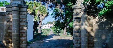 Entrée de l’hébergement