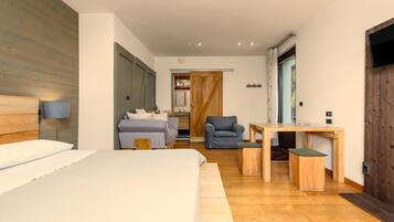 Junior-Studiosuite | 1 Schlafzimmer, Minibar, Verdunkelungsvorhänge, kostenlose Babybetten