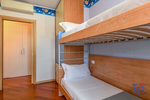 Apartment, 2 Bedrooms | 2 bedrooms, individually decorated, individually furnished, desk - Desenzanoloft – Butterfly and Pools (Desenzano del Garda)