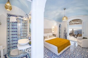 Superior Double Room | Premium bedding, minibar, in-room safe, individually decorated - B&B La Barbera (Praiano)