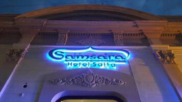 Mặt tiền nơi lưu trú