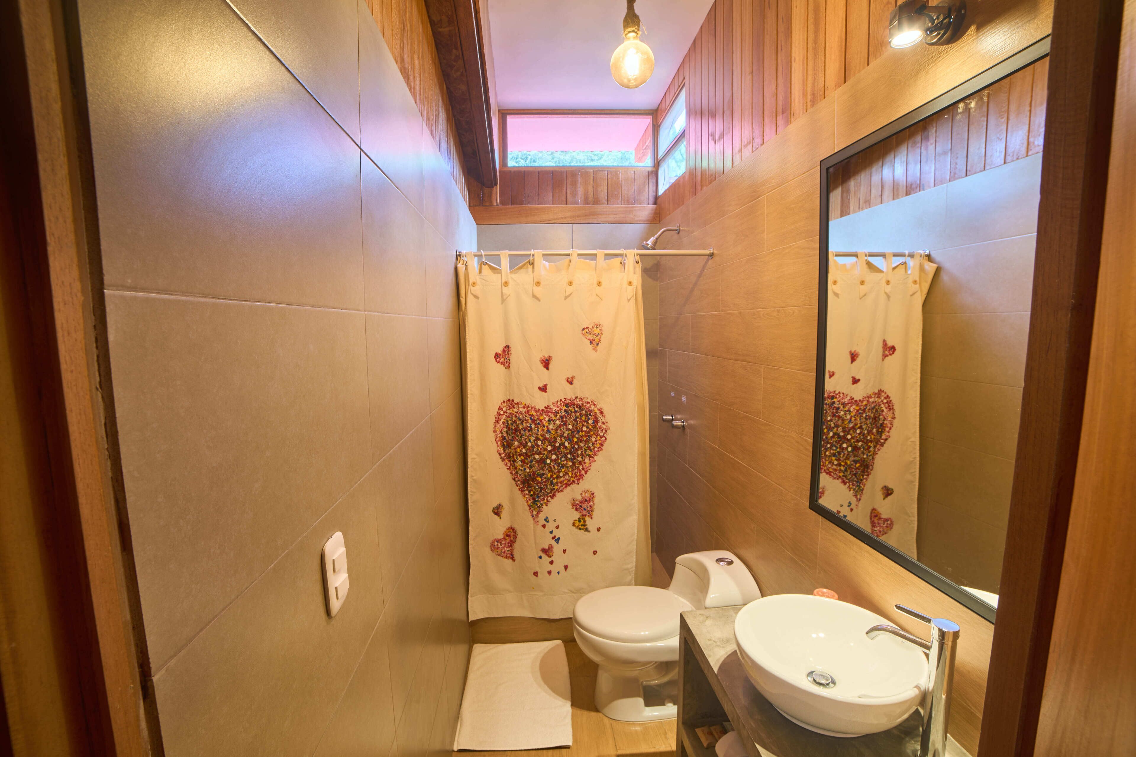 family bungalow (5 pax) | bathroom | shower, free toiletries, towels