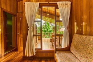Bungalow familiar (4 pax) | Terraza o patio