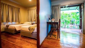 Two Bedrooms Bungalow | Living area | Flat-screen TV