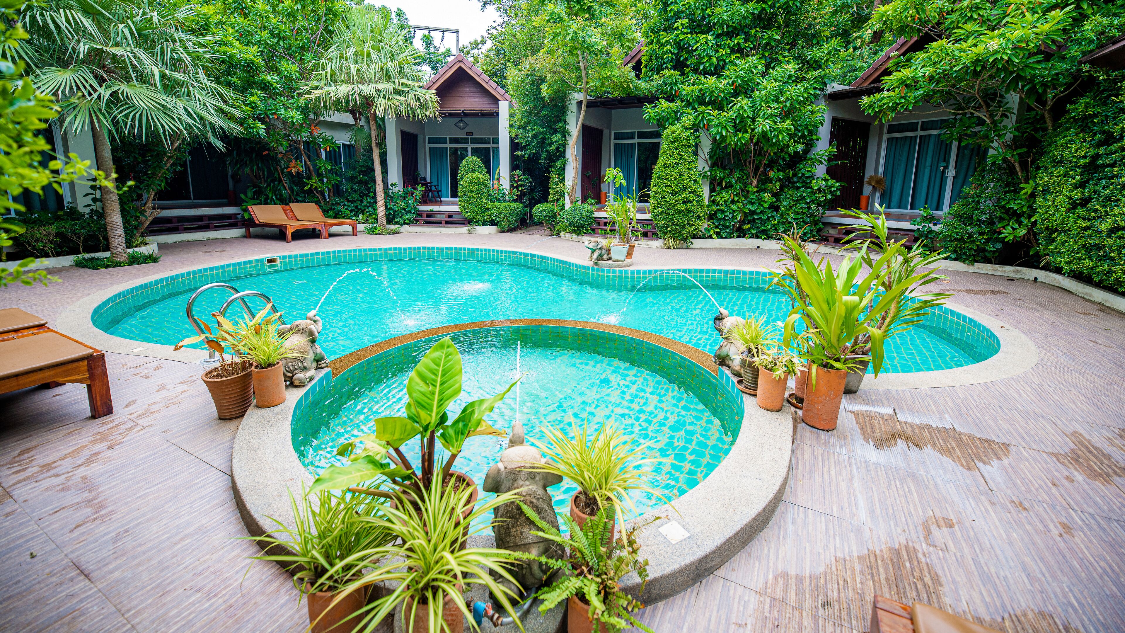 two bedrooms bungalow | view from room