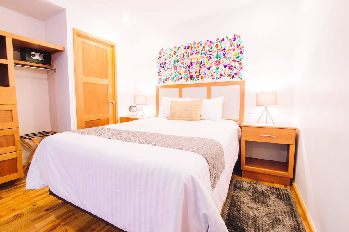 Superior-Apartment, 1 Queen-Bett und Schlafsofa, eigenes Bad | Hochwertige Bettwaren, Pillowtop-Betten, Minibar, Zimmersafe