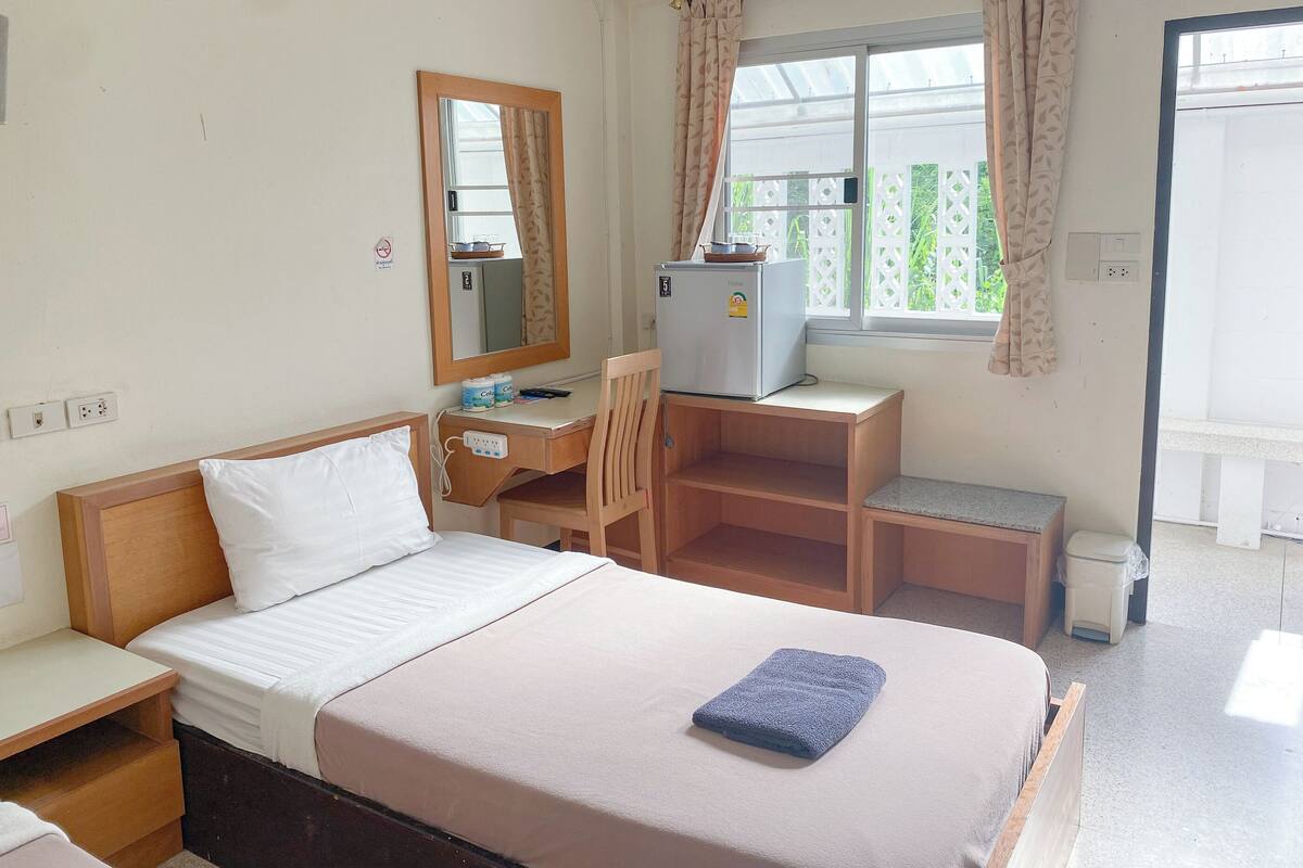 Chambre Standard, 2 lits une place | Vue de la chambre