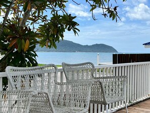 Outdoor pool, open 7:00 AM to 2:00 PM, pool loungers