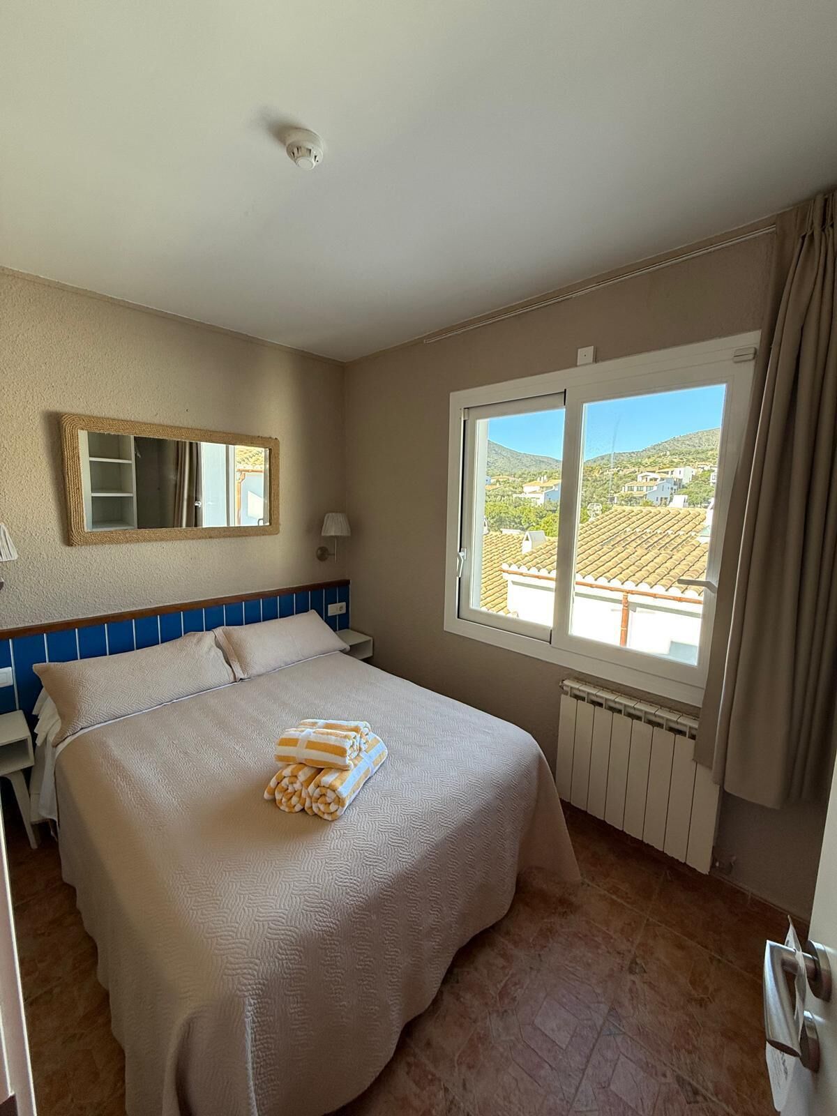 Double Room, Ensuite | Free cribs/infant beds, free WiFi, bed sheets