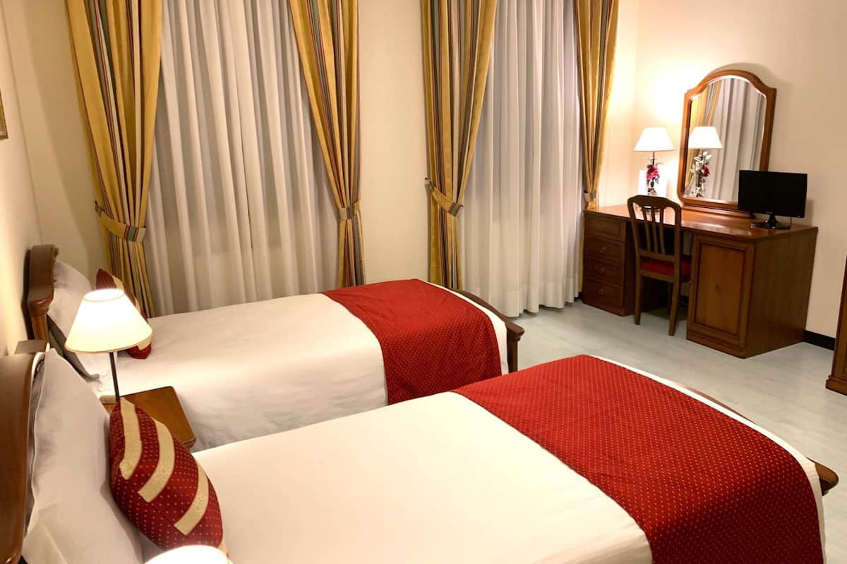 premium bedding, desk, soundproofing, free wifi