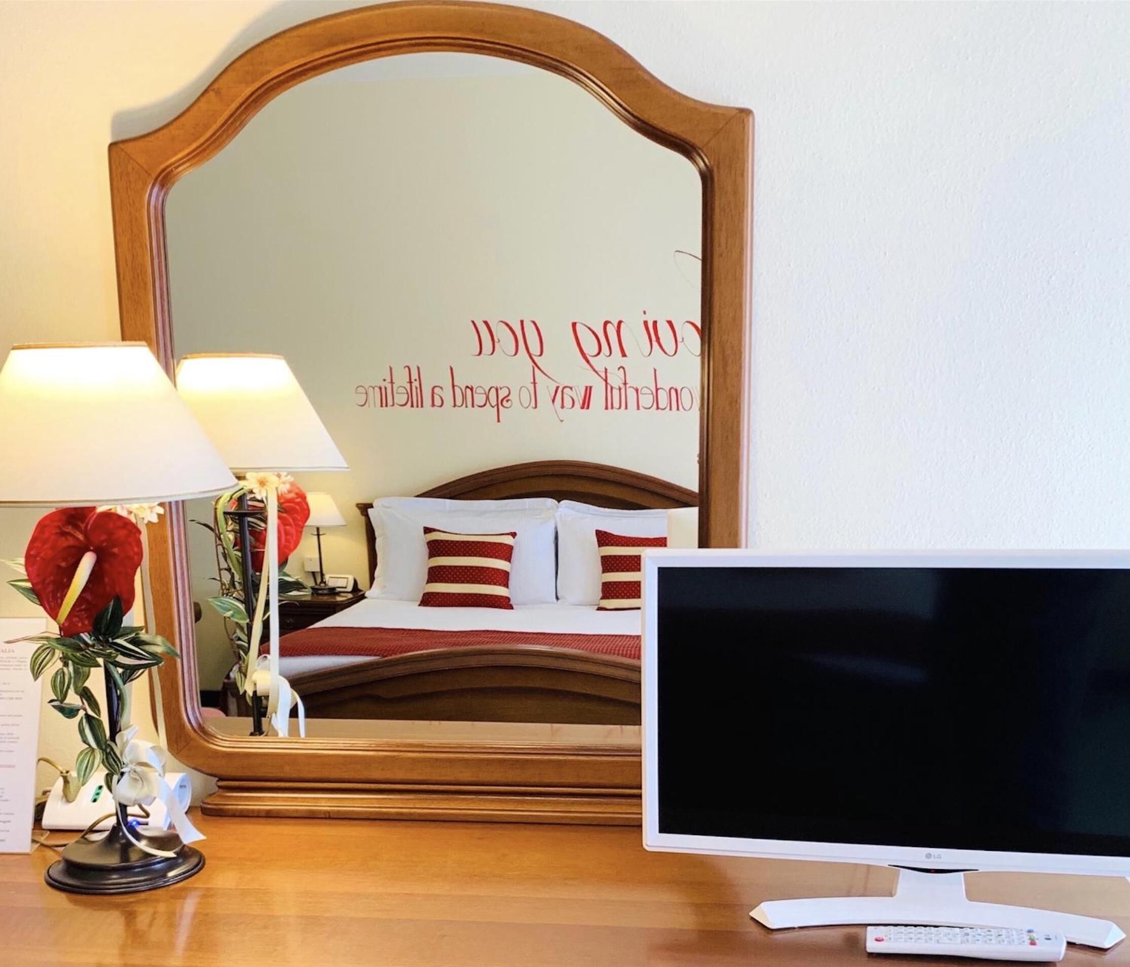 premium bedding, desk, soundproofing, free wifi