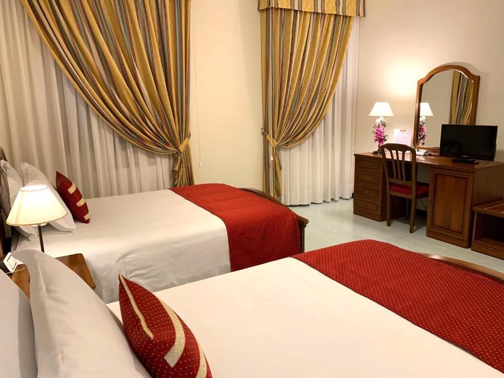 premium bedding, desk, soundproofing, free wifi