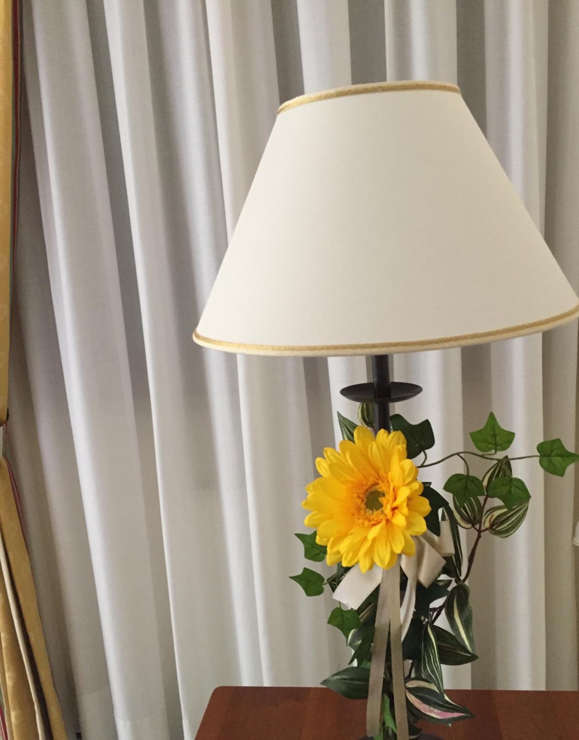 premium bedding, desk, soundproofing, free wifi