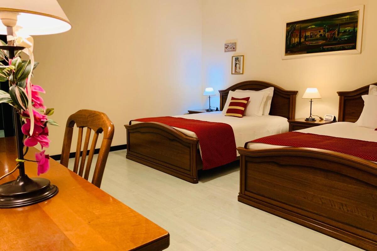 premium bedding, desk, soundproofing, free wifi