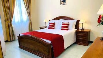 Superior-Doppelzimmer, Nichtraucher | Hochwertige Bettwaren, Schreibtisch, schallisolierte Zimmer