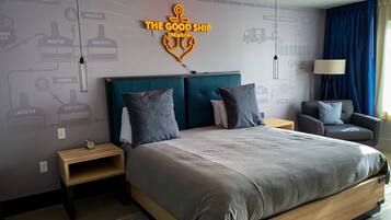 Standard King | Free minibar items, in-room safe, individually decorated