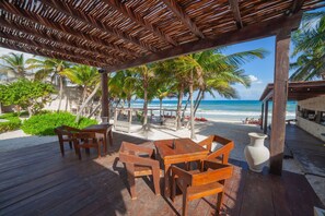 Breakfast and lunch served - Alquimia Hotel Boutique (Tulum)